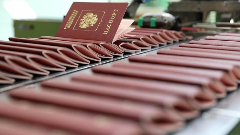 
В МВД РФ заявили о важных изменениях с паспортами россиян                