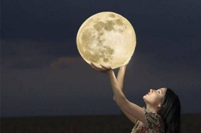 
Розовая Луна 27 апреля может одарить удачей и благосостоянием, что для этого нужно сделать                