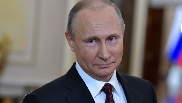 
Владимир Путин объявил об утверждении дополнительных выплат беременным в 2021 году                