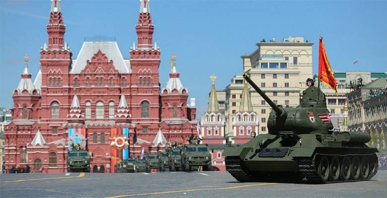 
Генеральную репетицию военного парада в Москве 7 мая будут транслировать по ТВ                