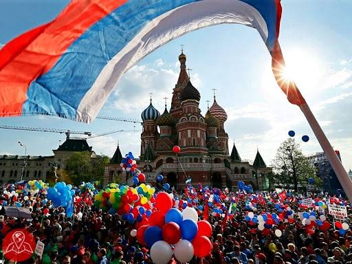 
День России в Москве, 12 июня 2021 год: будет или нет концерт на Красной площади и салют, во сколько                