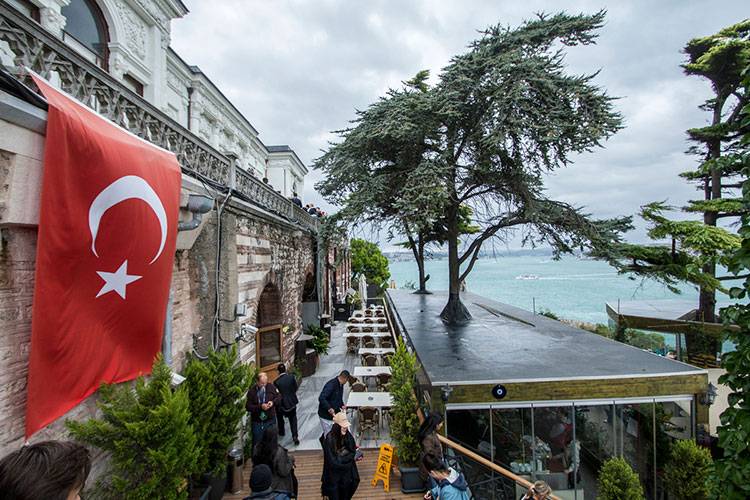 
Турция официально откроет свои границы для российских туристов в июне 2021 года                