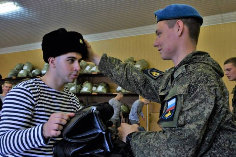 
В российскую армию будут призывать до 35 лет: правда или нет, какой призывной возраст в 2021 году, что акое призыв резерва                