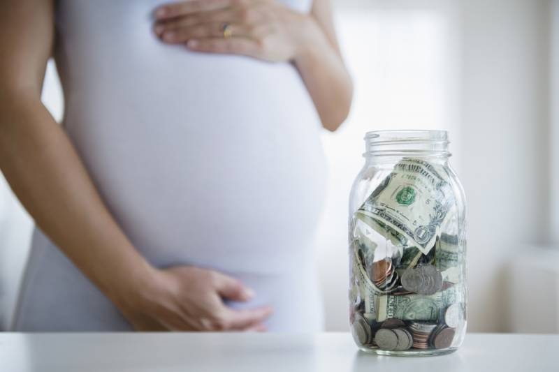 
Выплаты мамам: сколько платят в декрете, и как оформить пособие в 2021 году                