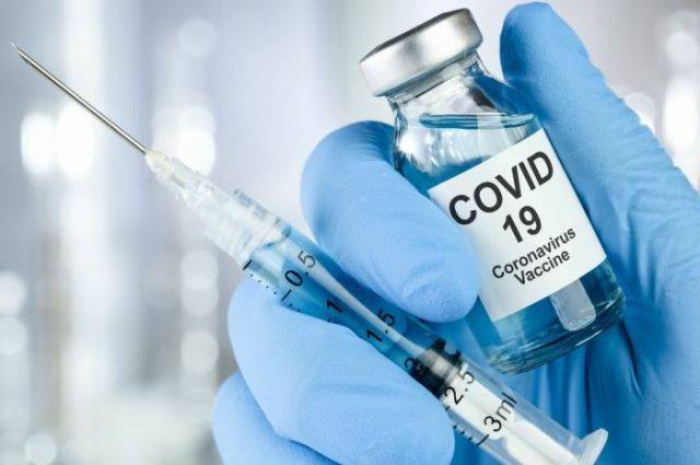 
Что можно и чего нельзя делать людям после прививки от коронавируса                