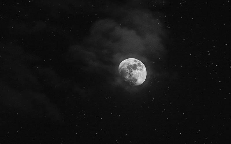 
Риски декады Чёрной луны: как не попасть в «ловушку Лилит» с 18 июля по 1 августа 2021 года                