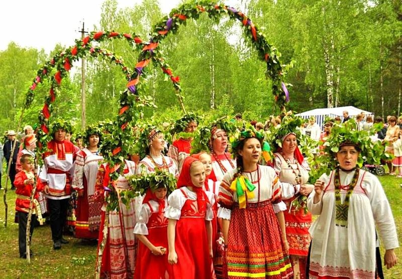 
Славянский праздник Семик 17 июня: традиции, обычаи и гадания «зеленой недели»                